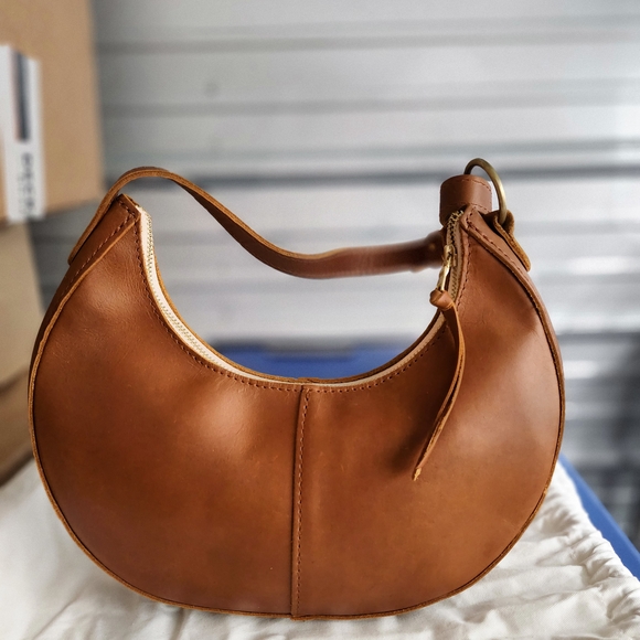 Portland Leather Goods Nora Shoulder Bag - Picture 2 of 11